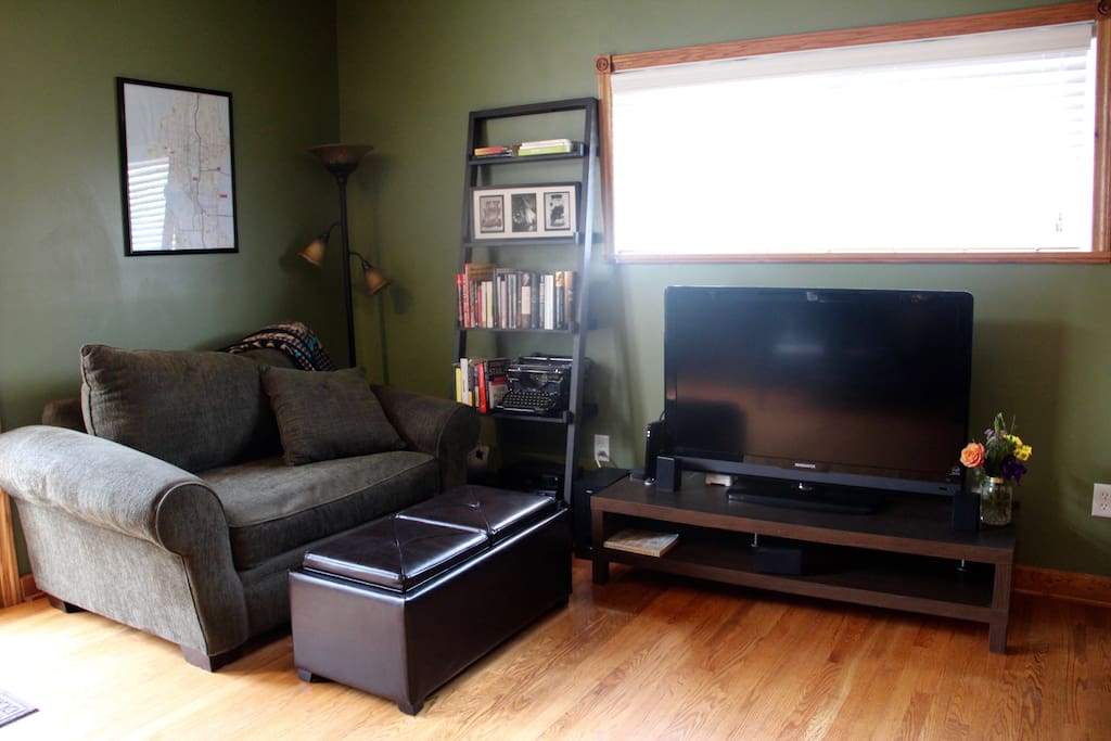 Equipped with premium cable and Apple TV, curl up and watch a movie on the comfy couches.