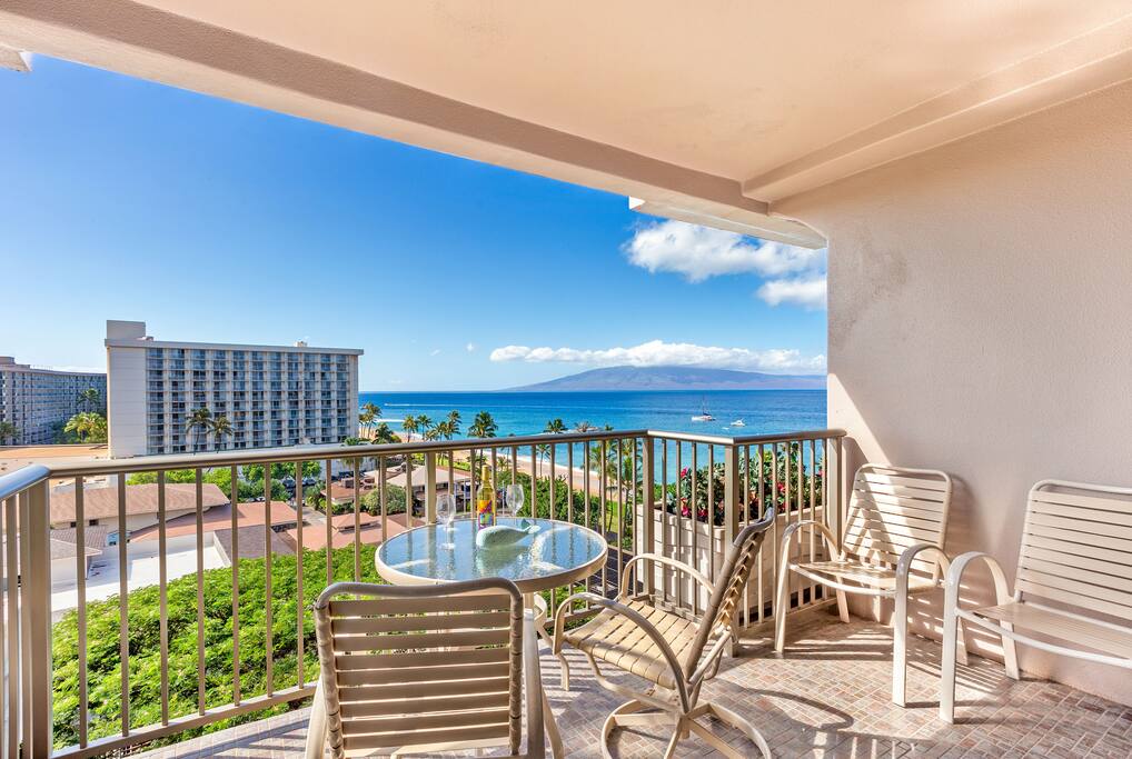 Dine, whale watch or just relax on your lanai.