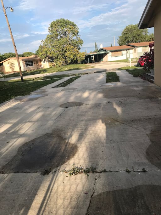 Long driveway for RV, Trailer, or motor home.