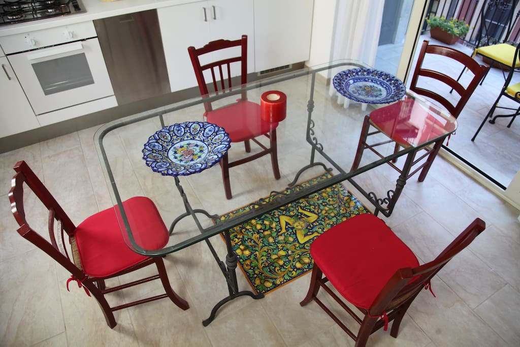 3 piano: cucina attrezzata