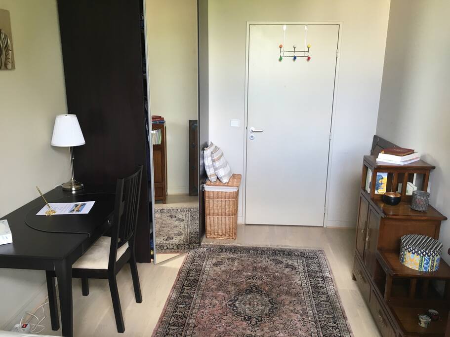 La chambre vue de l'intérieur