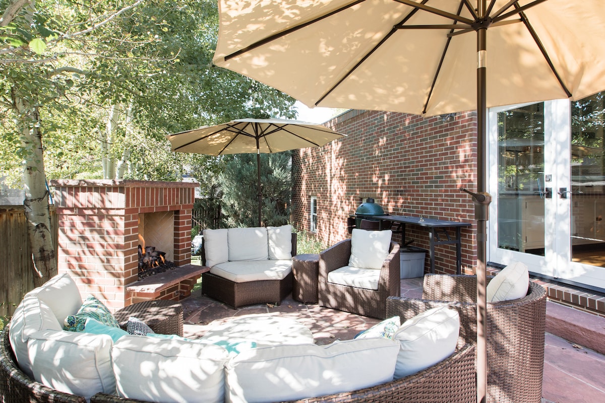 Re-Imagined Brick Bungalow In Charming Bonnie Brae