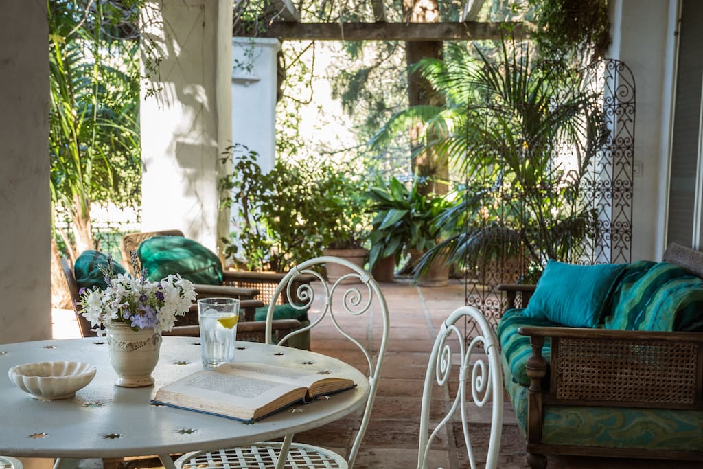 Long shared terrace (shared with one other cottage)