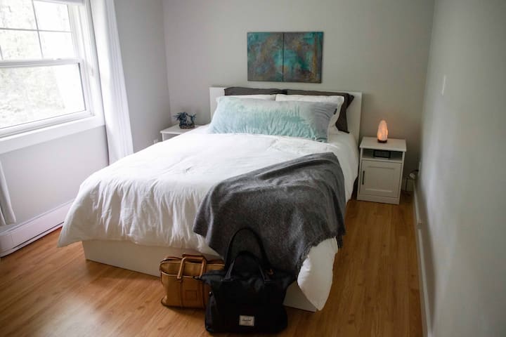 Bedroom 1/Chambre 1