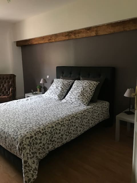 Propriété Airbnb réussie: Apartment in Moulin d 'Irval à Marne