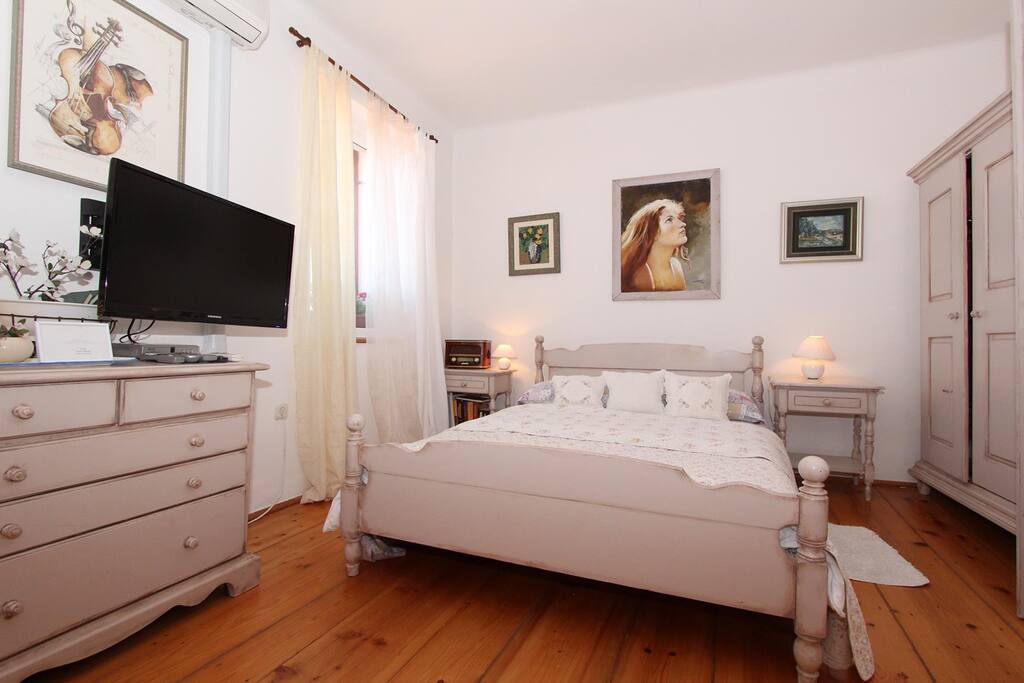 Milkana Rovinj apartmaji ferienwohnungen hotel url