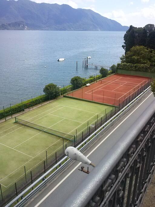 Campi da tennis
(terra/sintetico)