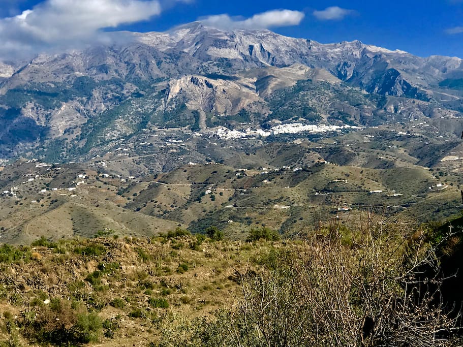 The village of Canillas is nestled in the foothills of La Maroma National Park. The highest mountain in Andalusia.