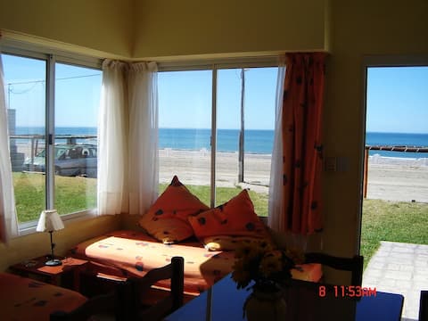 Successful Airbnb property: Las Grutas Oceanfront - Costa Soleada - 04 PB in Las Grutas