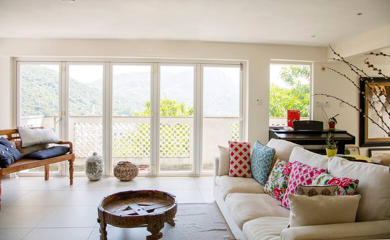 Village house in Hong Kong on Lantau Island gallery image 2