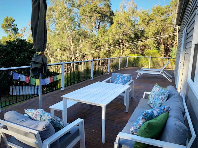 Chelsdon Cottage ~ 400 meters to town