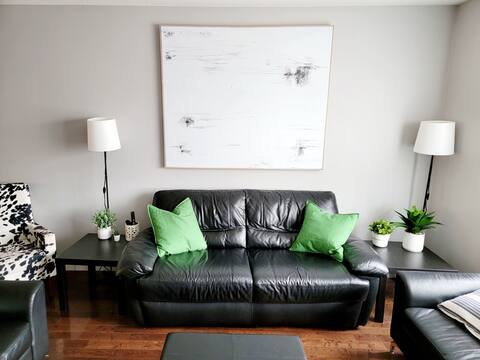 Spacious gem near RCMP. Walk to stadium!