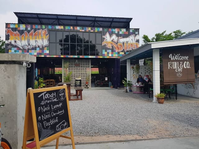 Airbnb®  53 - Holiday Rentals & Places to Stay - Melaka 