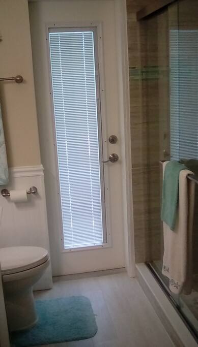bathroom door exit to pool