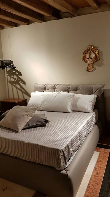 LETTO MATRIMONIALE
