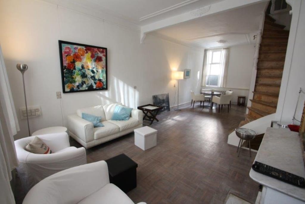 Spacious Living room