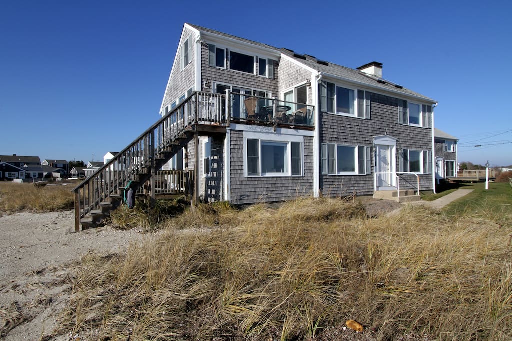 Spend your Cape Cod stay by the ocean!