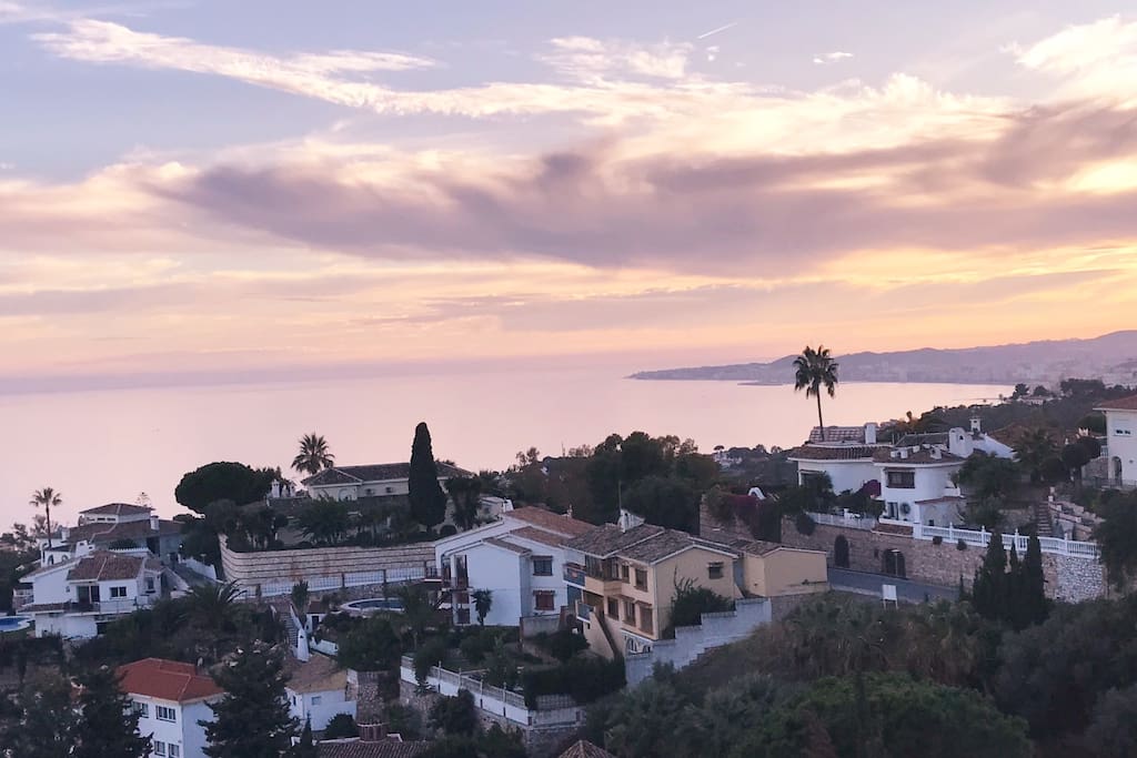von Deiner Terrasse Panoramablick aufs Mittelmeer