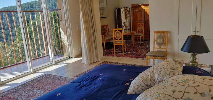 Main House: Bedroom 1 with balcony and en suite bathroom