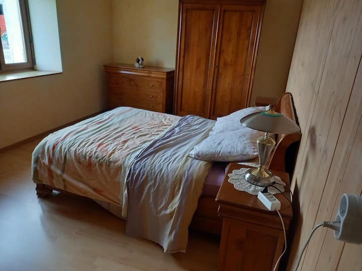 საძინებელი 2