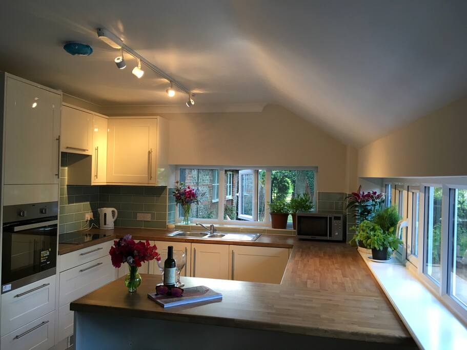 Kitchen, dining area