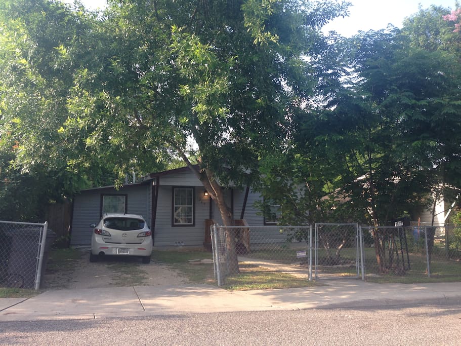 Little house on a dead end
