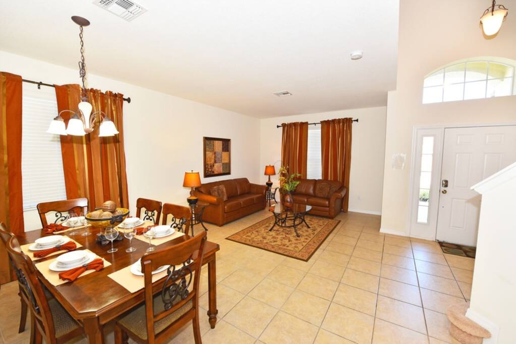 Entry Room 2 1200