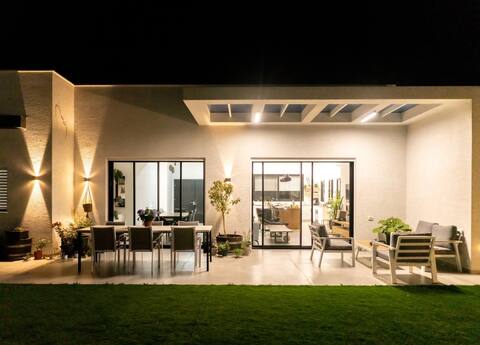 Menashe and Carmit's house