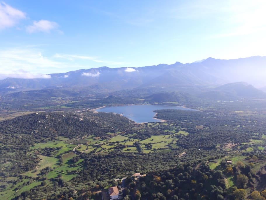 Vu panoramique accessible à 5 min à pied de la maison