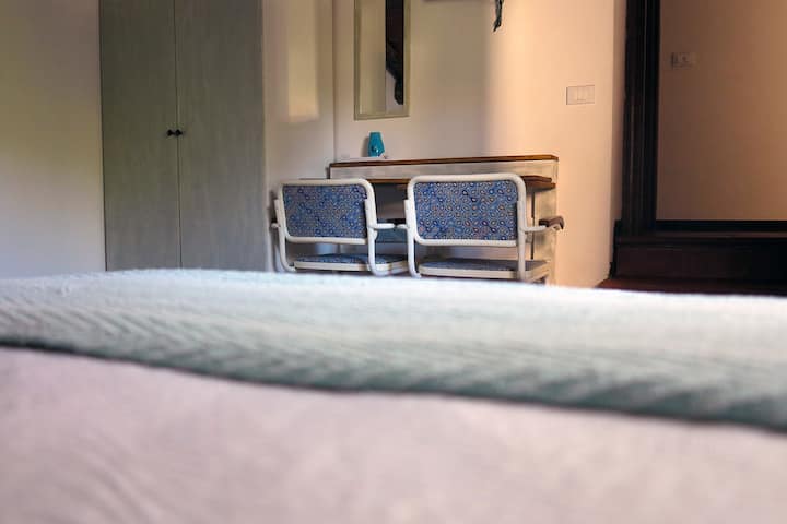 الغرفة الزرقاء - الطابق الأول