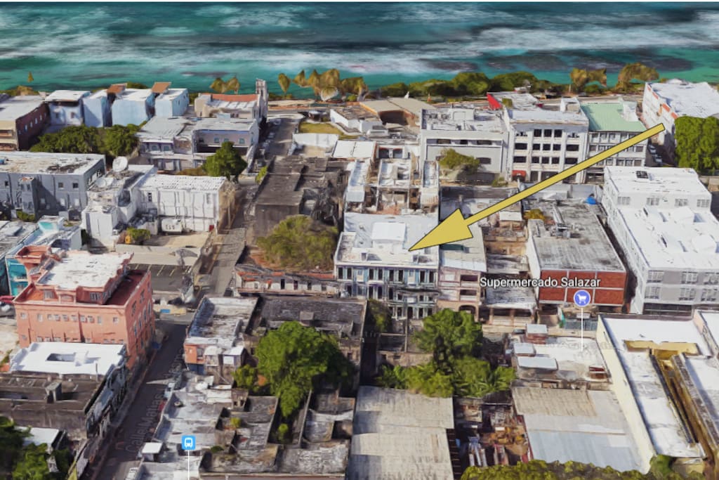 Walk-up Penthouse is only 2 blocks to the new ocean-side promenade to Old San Juan & Escambrón Beach!