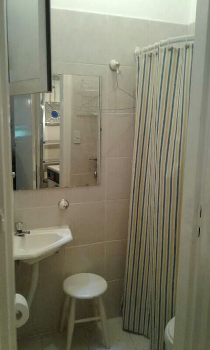 baño con ducha