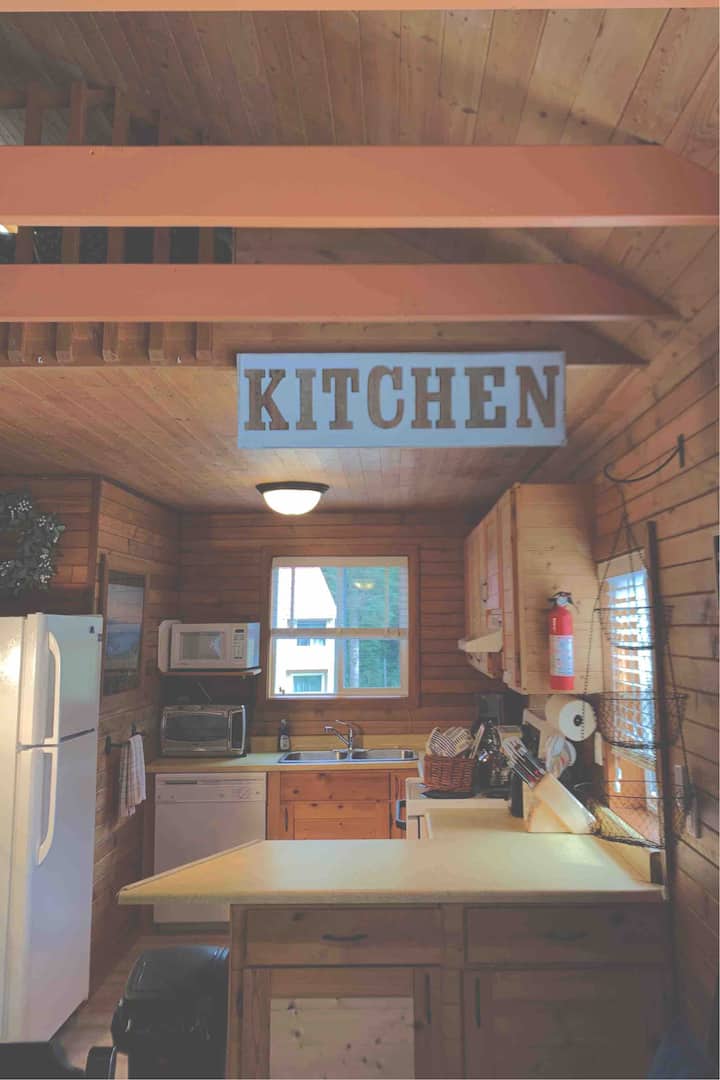 Chalet Montagne - Harrison Hot Springs