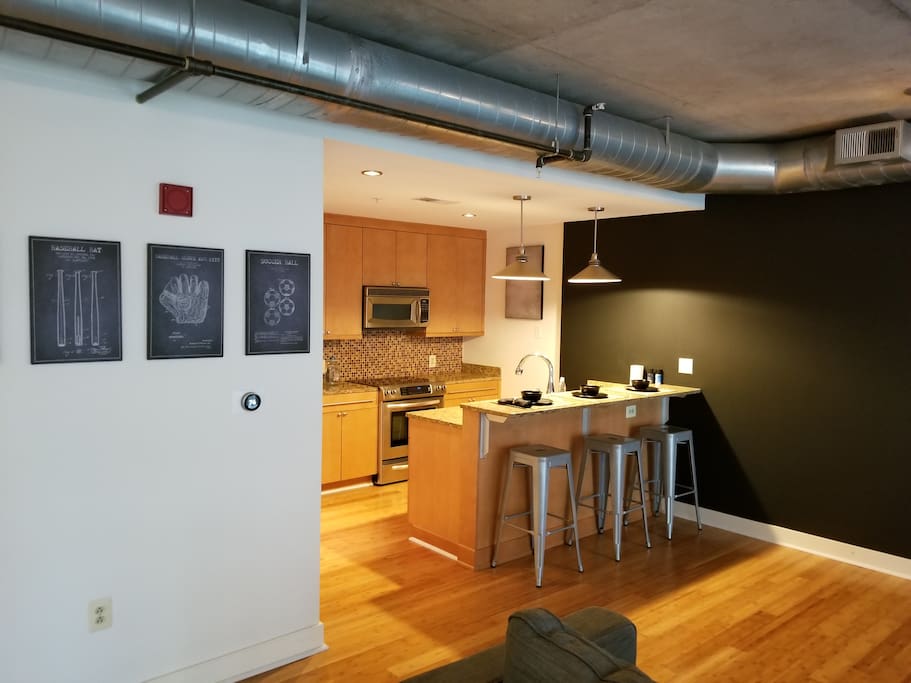 Kitchen/Bar Area 1