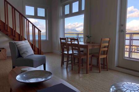 The Harbourview- Ocean Front Condo