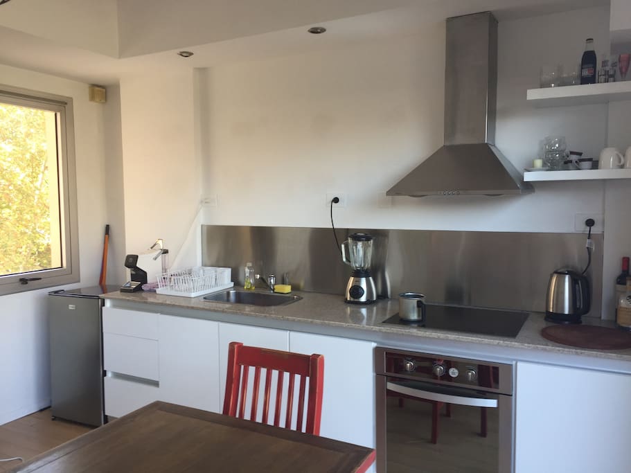Dining kitchen