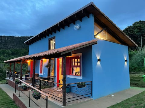 Top performing Airbnb: Frida Kahlo Cottage - Encanto da Canastra in São João Batista Do Glória