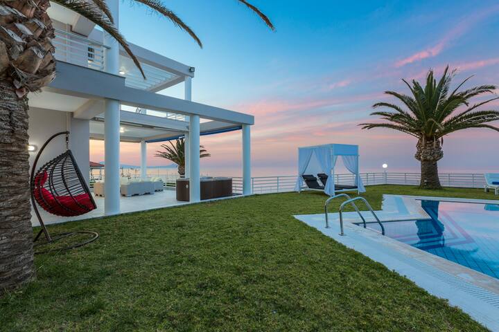 7 bedroom villa with exclusive facilities gallery image 5