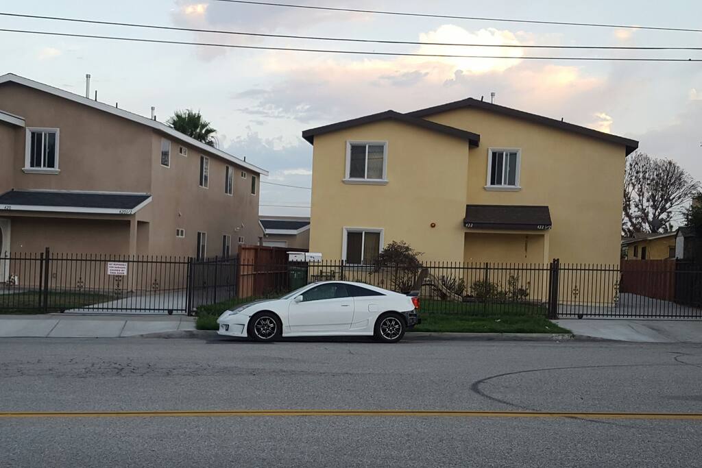 House on the right. Back unit.