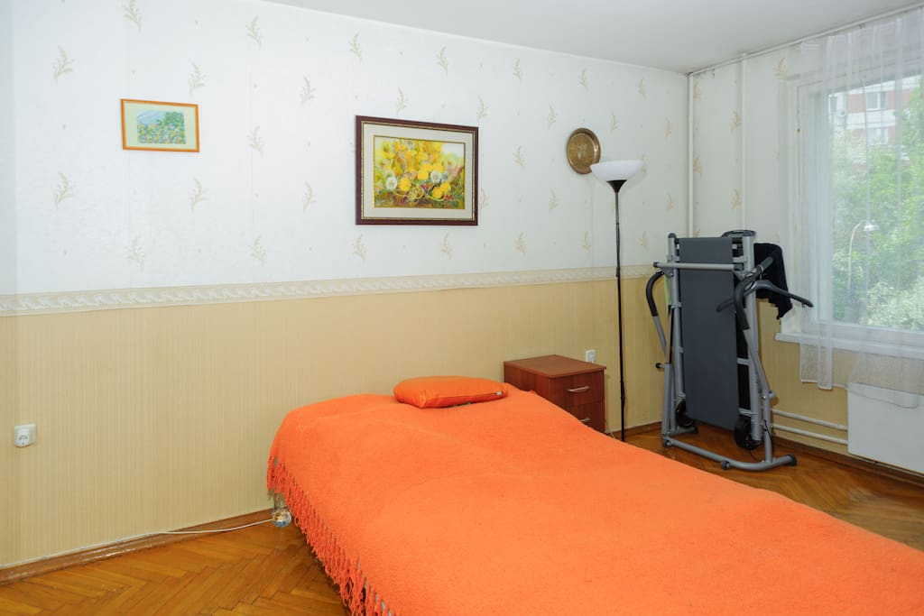 1st room