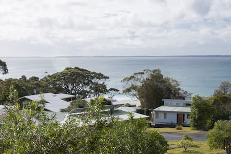 Hyams Beach Eco Cottage