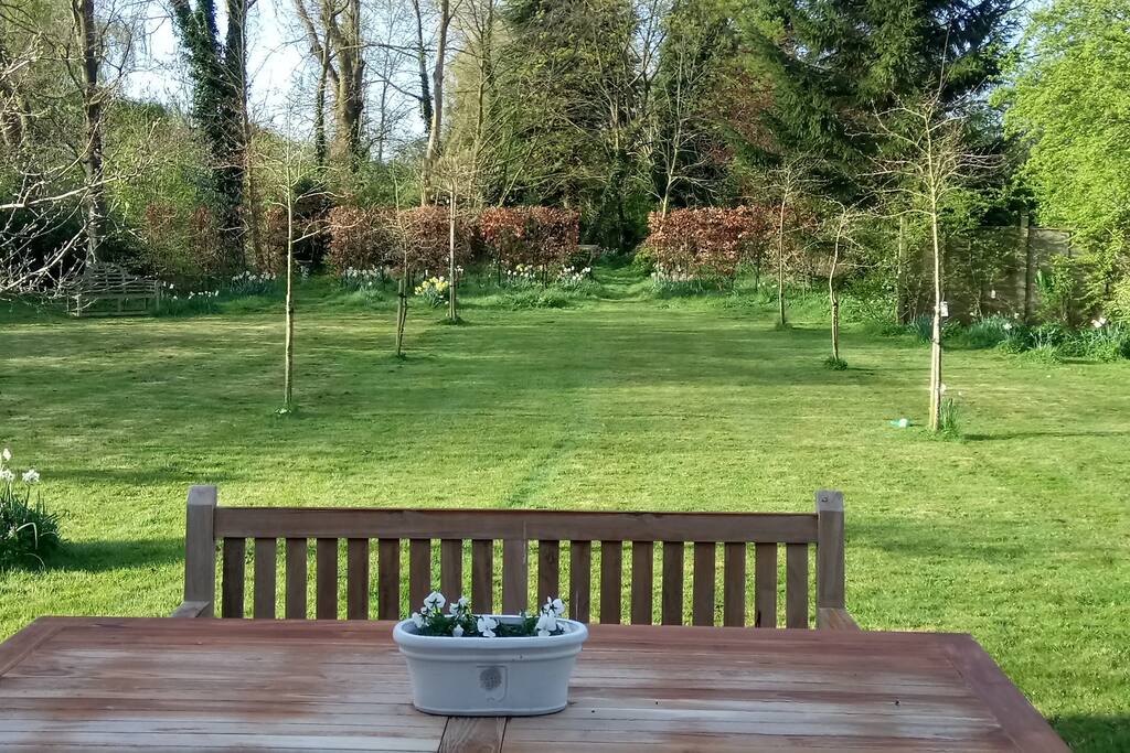 Lovely kingsize bedroom with ensuite - Houses for Rent in 