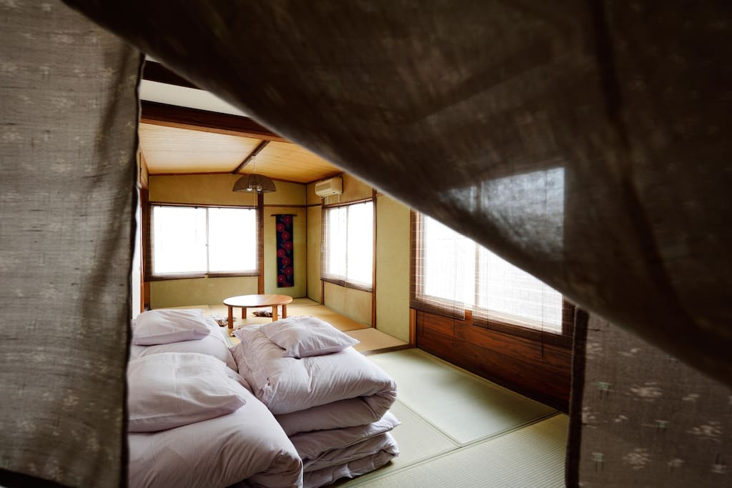 "tatami" room
Japanese style