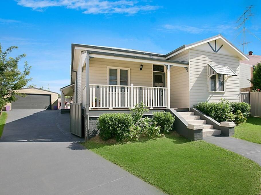 Delightful Front aspect