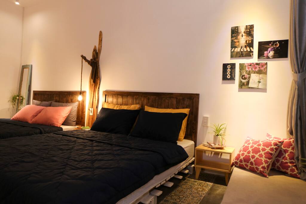 Bed room