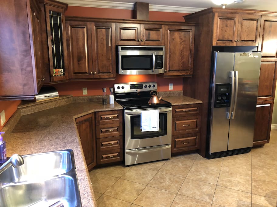 Large spacious kitchen