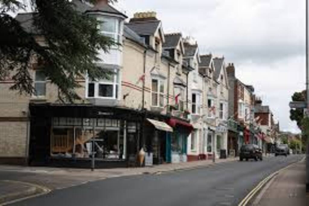 Magdalen Road is just at the end of our street with lovely little shops and cafes