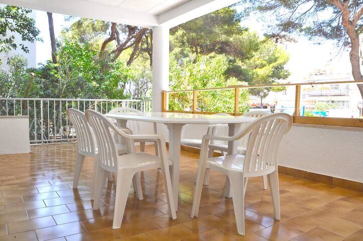 Houm Villa Plaza – Arosa gallery image 4