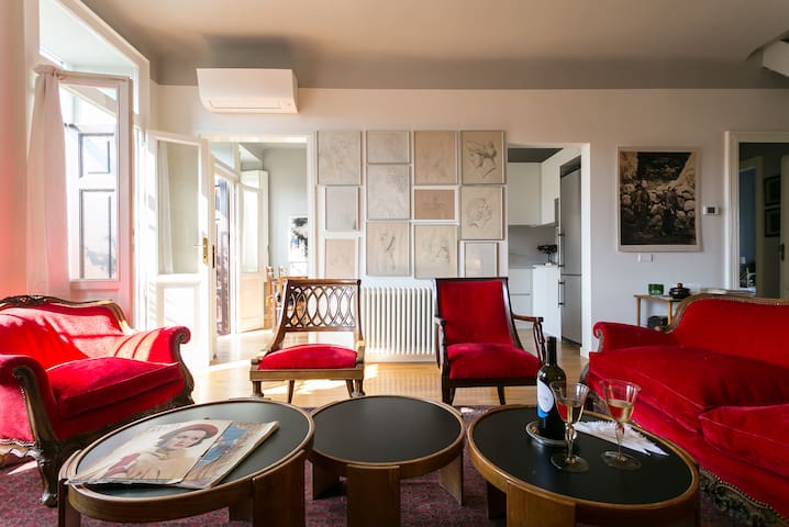 Charming Nest, Central, Fiber-Optic gallery image 3