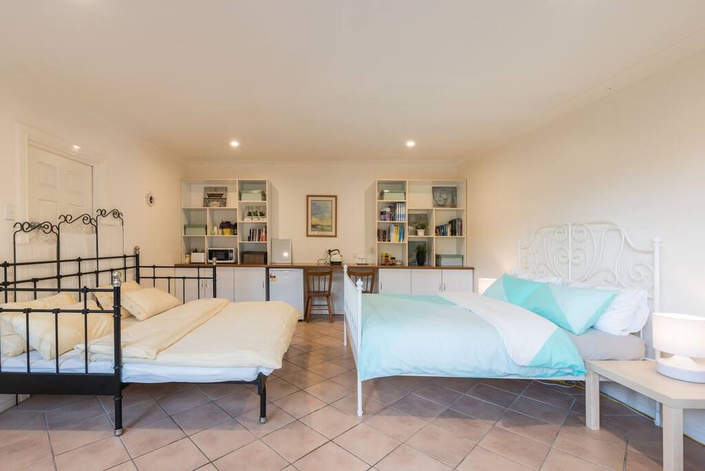 Large Private Room in Hurstville